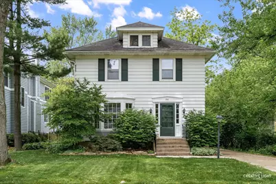 241 N Jefferson Street, Batavia, IL 60510 - Photo 1