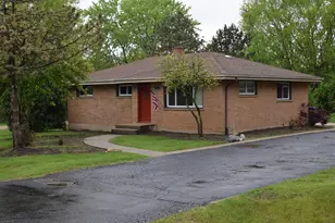 1012 Elsie Ave, Gurnee, IL 60031 - Photo 1