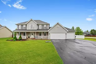 595 Purple Sage Dr, Roscoe, IL 61073 - Photo 1