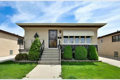 4937 N Sayre Avenue, Chicago, IL 60656 - Photo 1