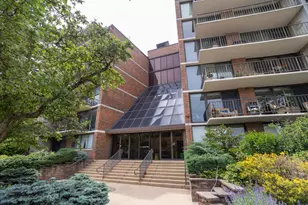 2 S Atrium Wy, Elmhurst, IL 60126 - Photo 1