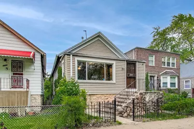 7649 S Dobson Avenue, Chicago, IL 60619 - Photo 1