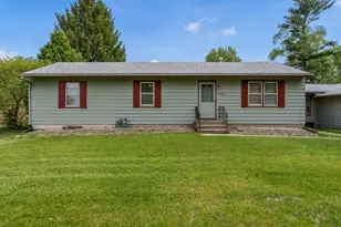 4539 Matthew Ave, Roscoe, IL 61073 - Photo 1