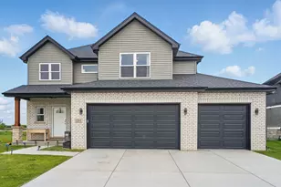 2211 Stone Creek Dr, New Lenox, IL 60451 - Photo 1