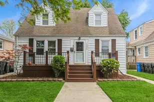 10949 S Homan Ave, Chicago, IL 60655 - Photo 1