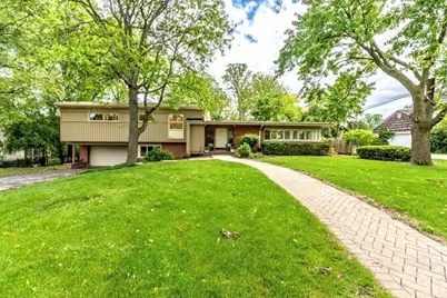 430 Briargate Terrace, Hinsdale, IL 60521 - Photo 1