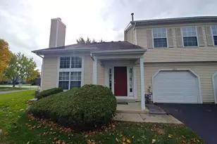 202 Teak Ln, Streamwood, IL 60107 - Photo 1