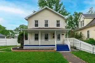 217 W Mazon Ave, Dwight, IL 60420 - Photo 1