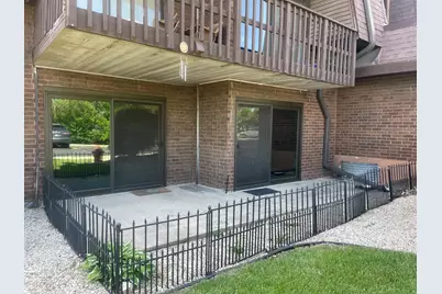 1616 Richmond Circle #101, Joliet, IL 60435 - Photo 1