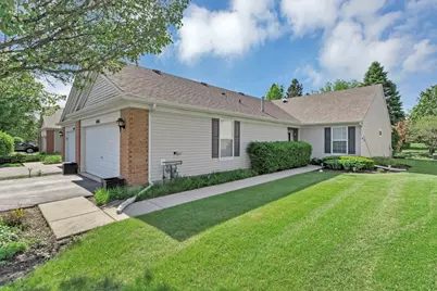 646 S Curran Road, Round Lake, IL 60073 - Photo 1