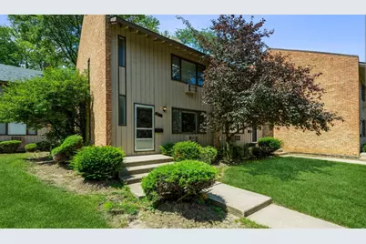 710 Concord Lane #710, Barrington, IL 60010 - Photo 1