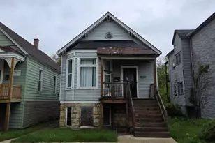 7828 S Escanaba Ave, Chicago, IL 60649 - Photo 1