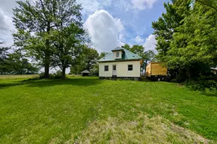 2397 N State Route 1, Watseka, IL 60970 - Photo 1