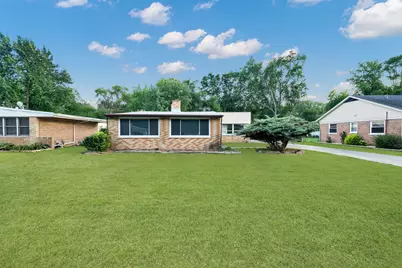 15300 Parkside Drive, Markham, IL 60428 - Photo 1
