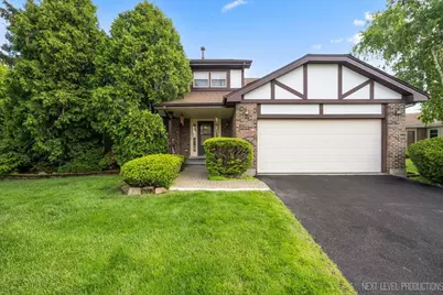 313 Deming Place, Westmont, IL 60559 - Photo 1