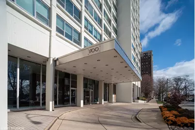 1700 E 56th Street #904, Chicago, IL 60637 - Photo 1