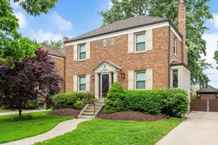 82 Northgate Rd, Riverside, IL 60546 - Photo 1