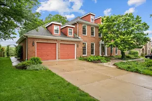 560 Braemar Ave, Naperville, IL 60563 - Photo 1