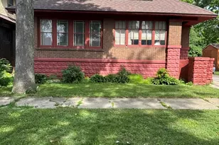 354 Hobbs Ave, Joliet, IL 60433 - Photo 1