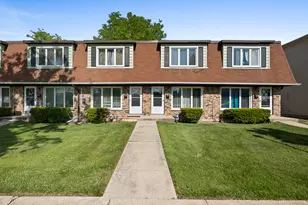 921 LaGrange Rd, La Grange, IL 60525 - Photo 1