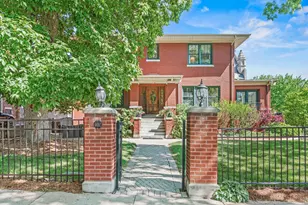 402 Lenox St, Oak Park, IL 60302 - Photo 1