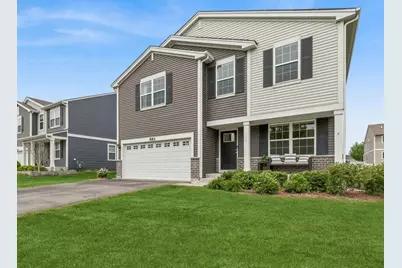 882 Sterling Heights Drive, Antioch, IL 60002 - Photo 1