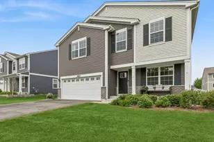 882 Sterling Heights Dr, Antioch, IL 60002 - Photo 1