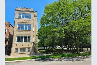 1107 N Sacramento Avenue, Chicago, IL 60622 - Photo 1