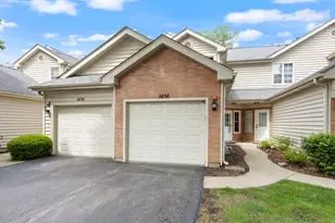 1436 Golfview Dr, Glendale Heights, IL 60139 - Photo 1