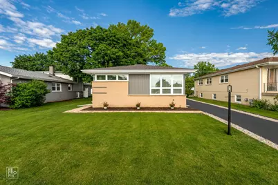 1166 S Highland Avenue, Arlington Heights, IL 60005 - Photo 1