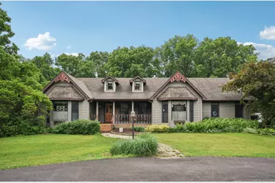 3560 N Chamlin Drive, Morris, IL 60450 - Photo 1