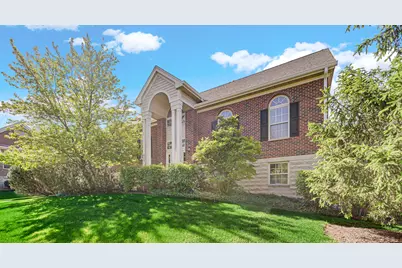 679 Prestwick Lane, Wheeling, IL 60090 - Photo 1