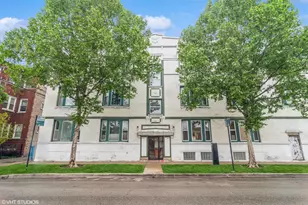 2405 N Hamlin Ave, Chicago, IL 60647 - Photo 1