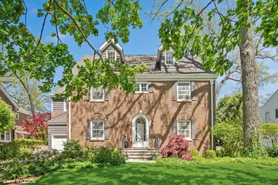 143 Fuller Lane, Winnetka, IL 60093 - Photo 1