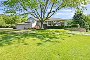 1256 Barberry Ln, Belvidere, IL 61008 - Photo 1