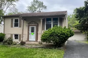 4247 Greenbrier Ln, Richton Park, IL 60471 - Photo 1