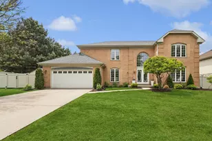 1002 Elmdale Rd, Glenview, IL 60025 - Photo 1