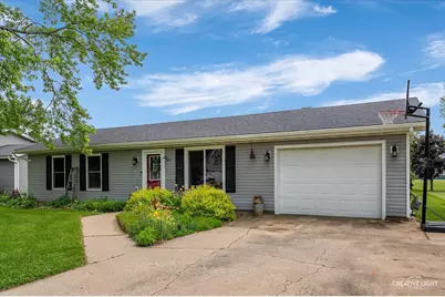 914 Linda Lane, Lake Holiday, IL 60548 - Photo 1