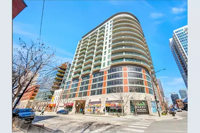 340 W Superior Street #912, Chicago, IL 60654 - Photo 1