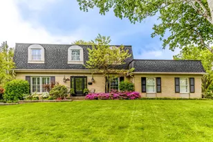 605 E Golf Rd, Libertyville, IL 60048 - Photo 1