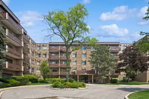 720 Wellington Ave, Elk Grove Village, IL 60007 - Photo 1