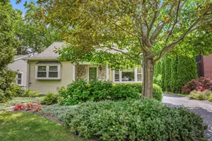 1339 N Dunton Ave, Arlington Heights, IL 60004 - Photo 1