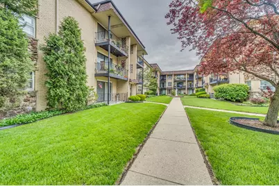 5022 N Austin Avenue #2H, Chicago, IL 60630 - Photo 1