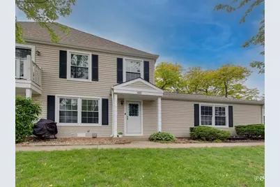426 James Court #C, Glendale Heights, IL 60139 - Photo 1