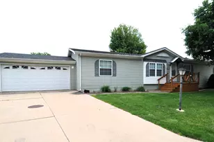 5453 White Pine Ln, Roscoe, IL 61073 - Photo 1