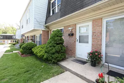 151 E Palatine Road #10, Palatine, IL 60067 - Photo 1