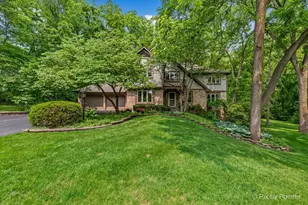 5N538 Hidden Springs Dr, Saint Charles, IL 60175 - Photo 1