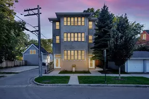 717 Randolph St, Oak Park, IL 60302 - Photo 1