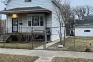 820 E 74th St, Chicago, IL 60619 - Photo 1