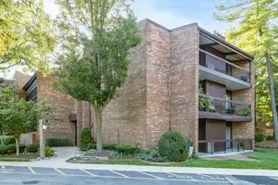 14515 Central Ct, Oak Forest, IL 60452 - Photo 1